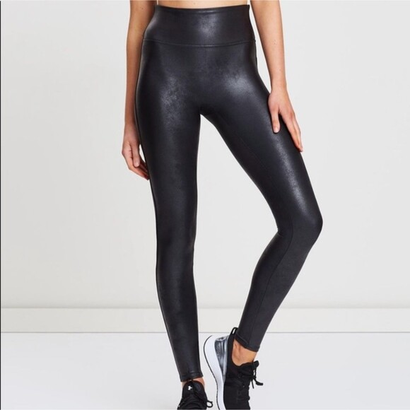 Spanx Liquid Faux Leather Leggings Black Shiny High Waisted Women's Large L EUC - Picture 1 of 10